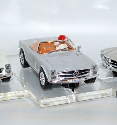 Mercedes SL 280 grau