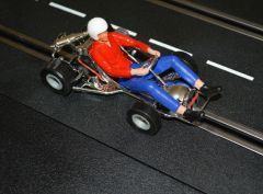 Kart mit Fahrer Chrom Modell